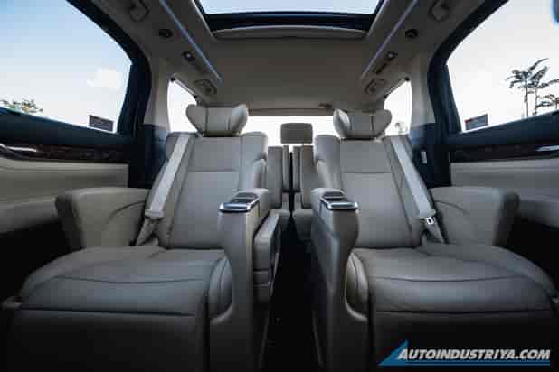 Can ordinary rubbing alcohol damage your car's interior? Feature Stories