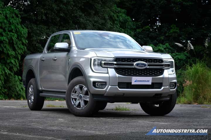 2023 Ford Ranger 2.0L XLT 4x2 A/T Car Reviews