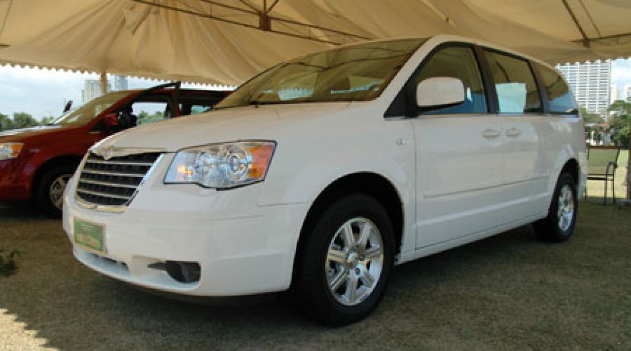 CATS Motors Launches the All-New Chrysler Town & Country ...