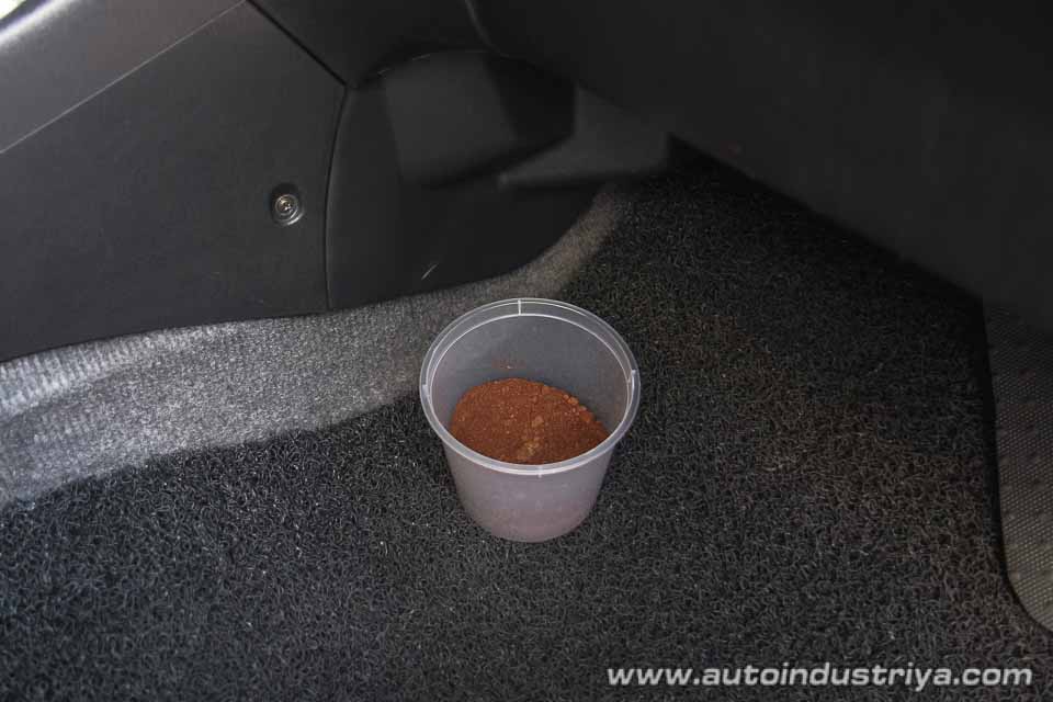 7 ways to remove odors from your car Feature Stories