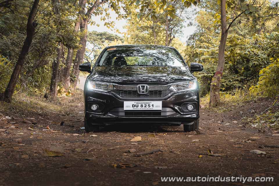 18 Honda City 1 5 Vx Navi Car Reviews
