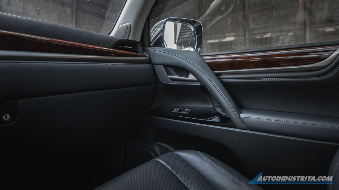 Can ordinary rubbing alcohol damage your car's interior? Feature Stories