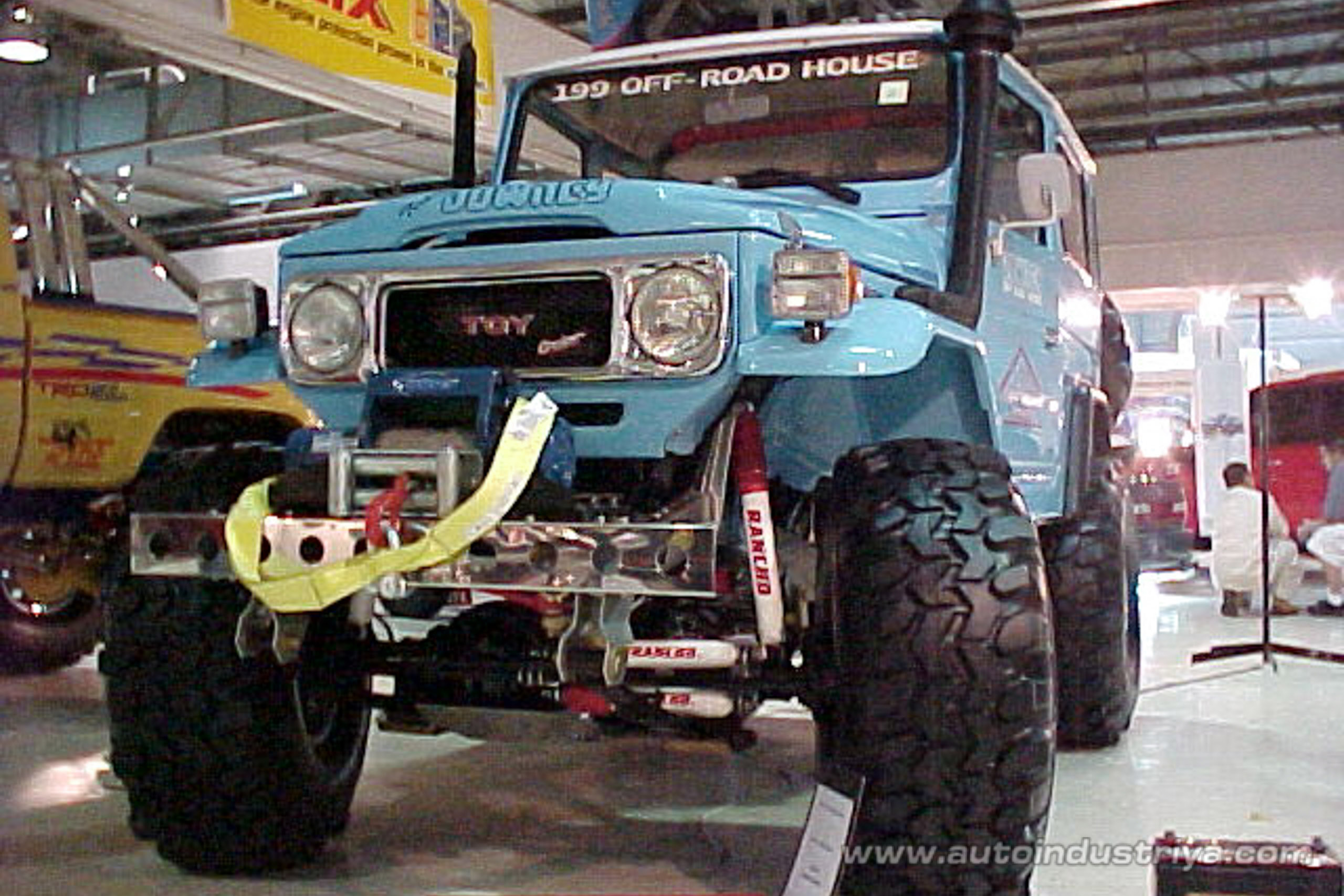 2001 Custom Car and Sport Truck Show Auto Shows