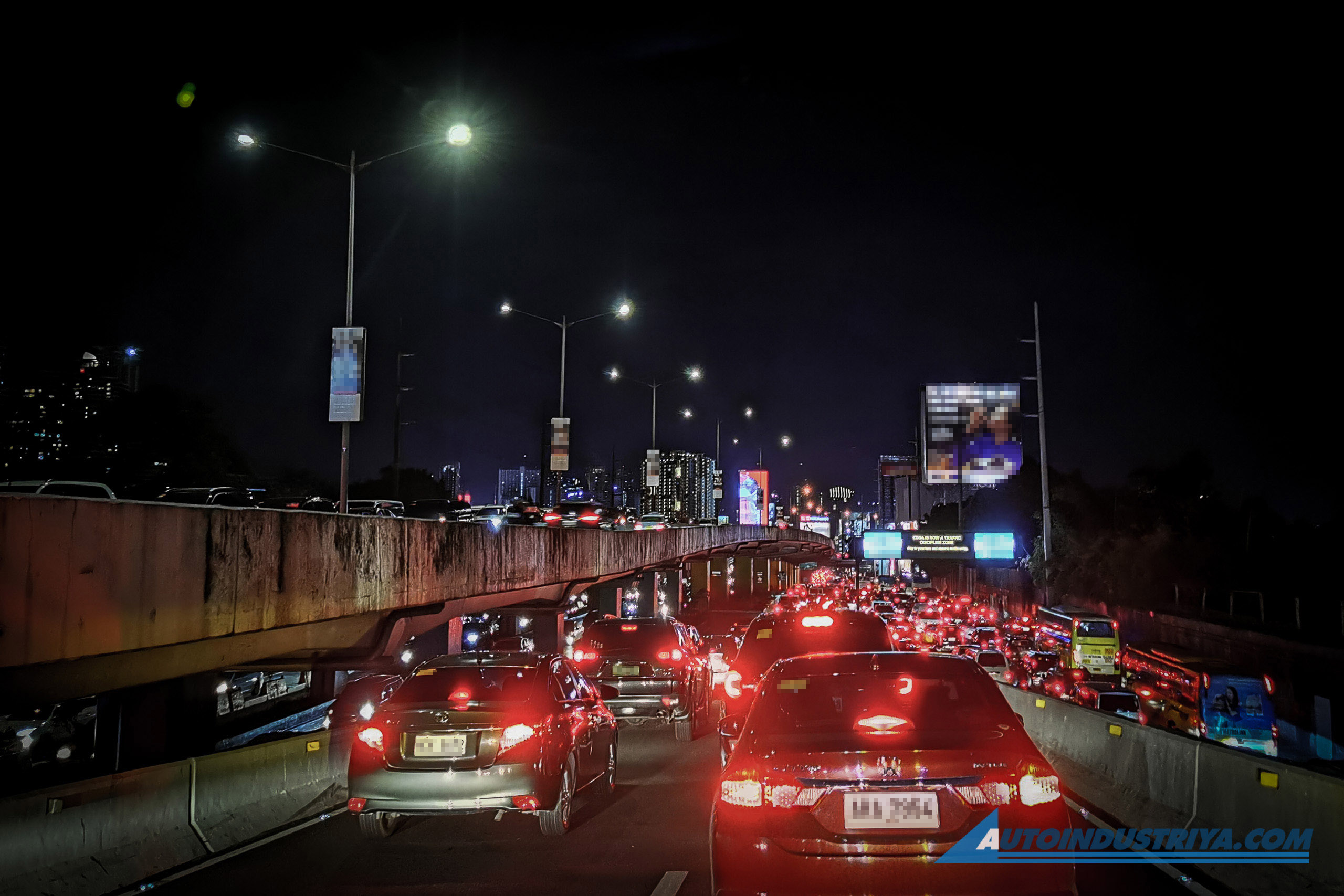 We think these are the 5 main causes of heavy everyday traffic