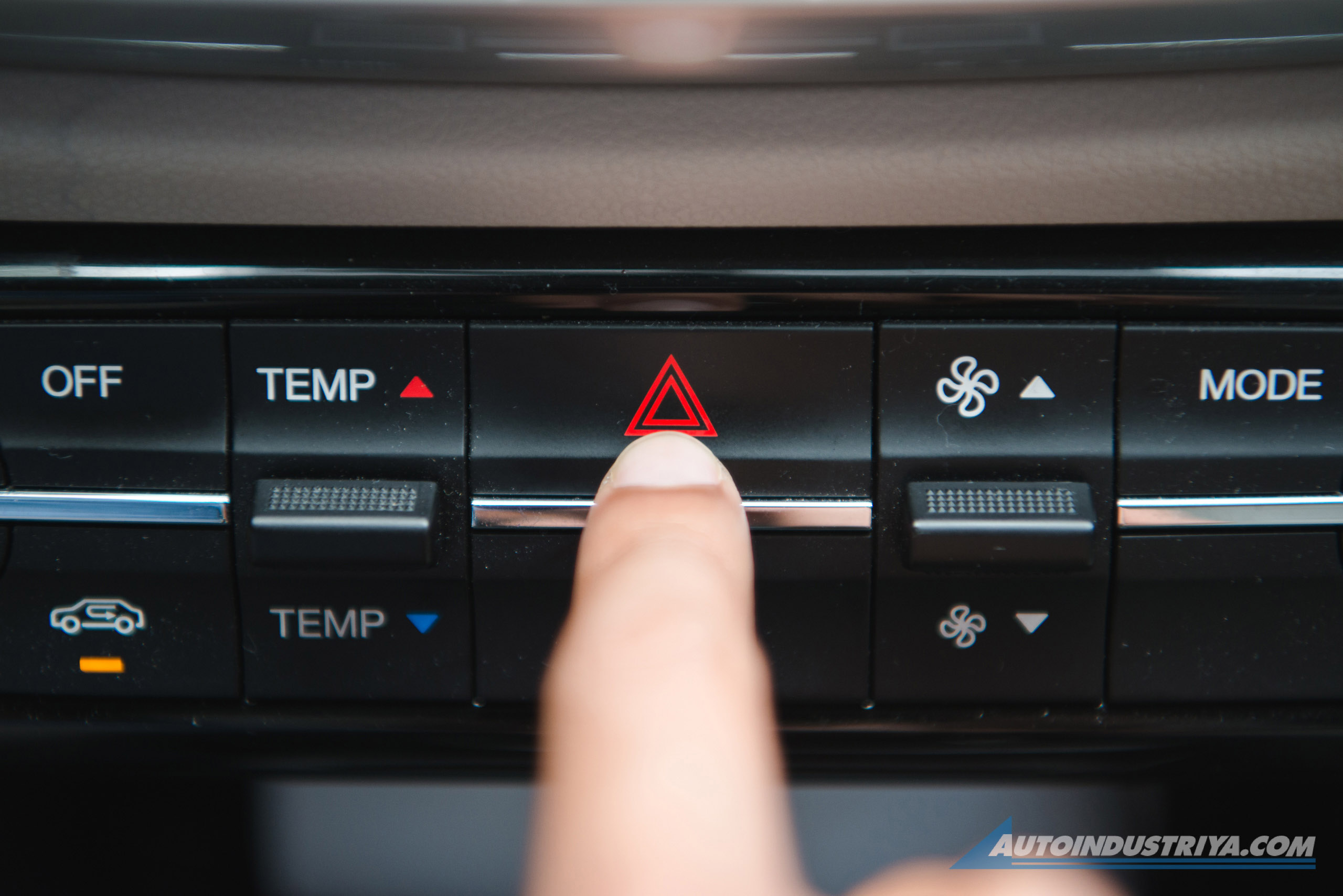 Hazard Lights This simple tip can help prevent or reduce rearend